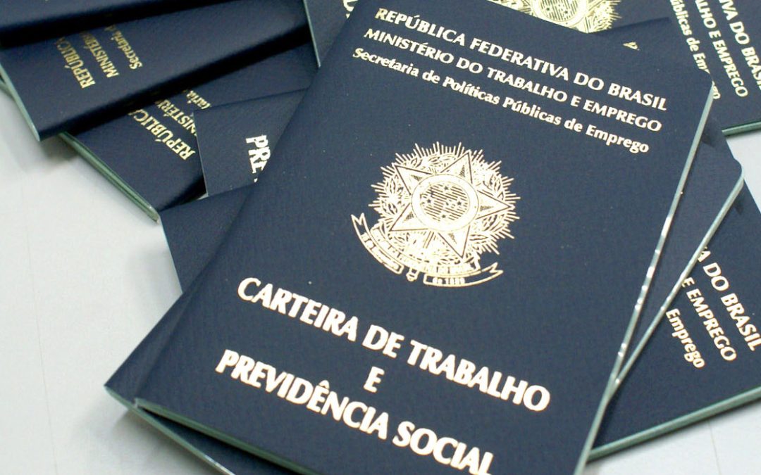 Ausência de anotação na carteira não descaracteriza prorrogação do contrato de experiência